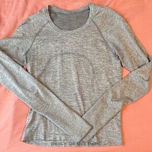 Women’s LuluLemon Grey Long-Sleeve Performance Top